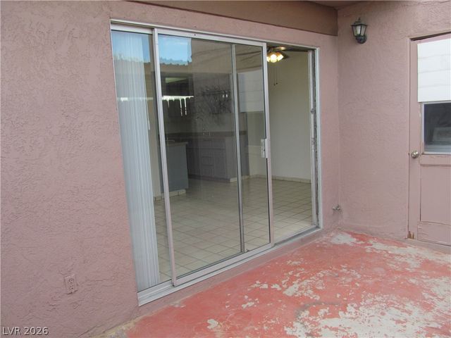 3518 Villa Knolls North Drive, Las Vegas, NV 89120