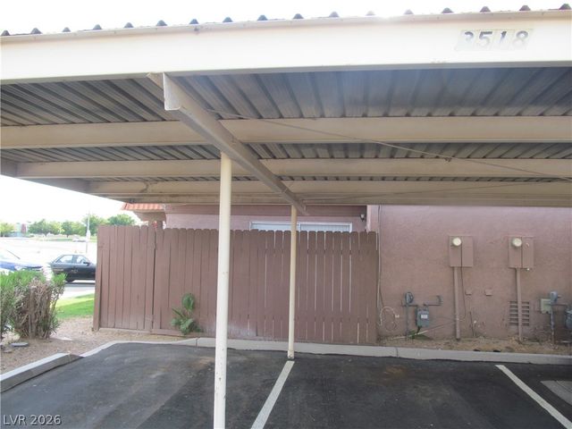 3518 Villa Knolls North Drive, Las Vegas, NV 89120