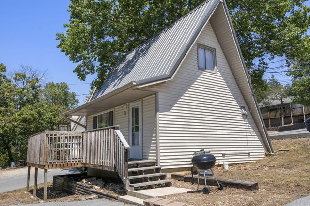 353 Deep Water Circle, Reeds Spring, MO 65737