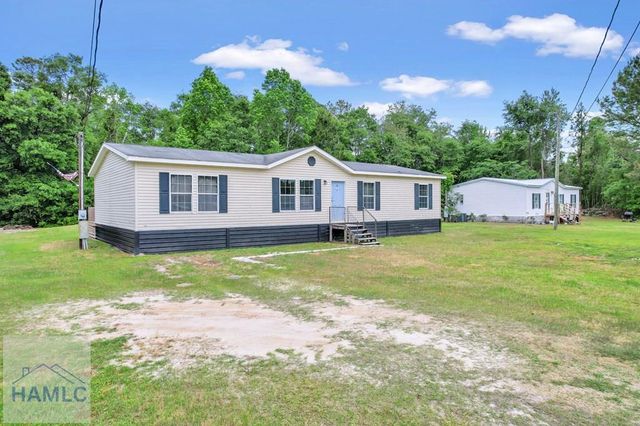 287 Cathy Road NE, Ludowici, GA 31316