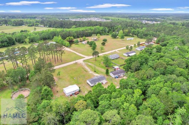 287 Cathy Road NE, Ludowici, GA 31316