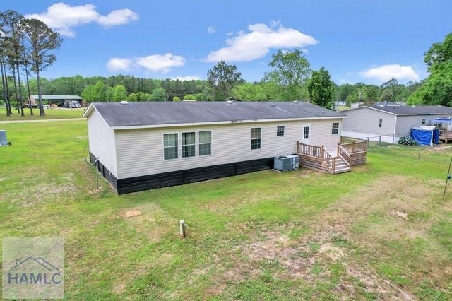 287 Cathy Road NE, Ludowici, GA 31316