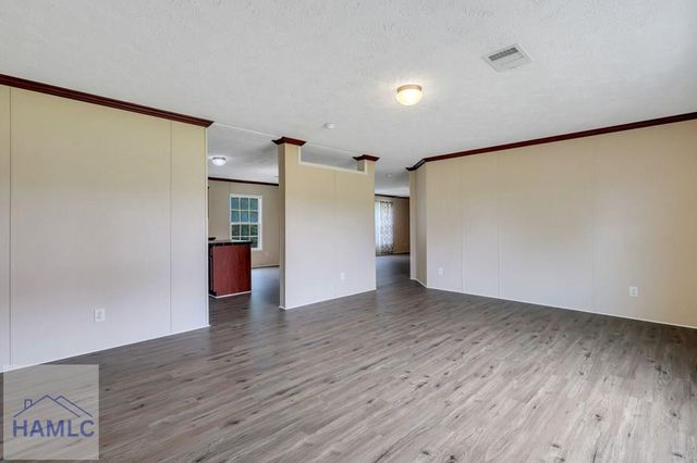 287 Cathy Road NE, Ludowici, GA 31316