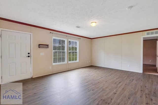 287 Cathy Road NE, Ludowici, GA 31316