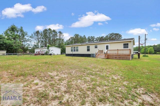 287 Cathy Road NE, Ludowici, GA 31316