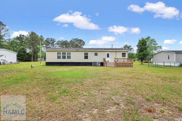 287 Cathy Road NE, Ludowici, GA 31316