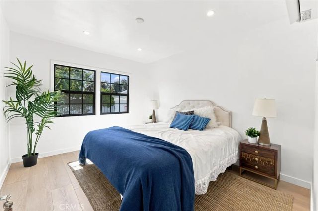 1983 N Lake Avenue, Altadena, CA 91001