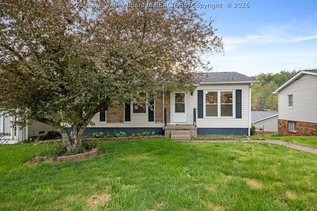5231 Brackenrich Drive, Cross Lanes, WV 25313