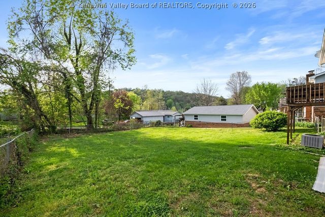 5231 Brackenrich Drive, Cross Lanes, WV 25313
