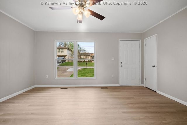 5231 Brackenrich Drive, Cross Lanes, WV 25313