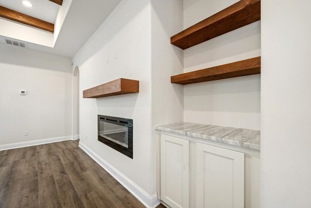 7405 APPLING MIST DR, Cordova, TN 38016