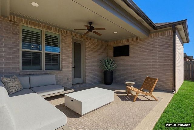 7405 APPLING MIST DR, Cordova, TN 38016