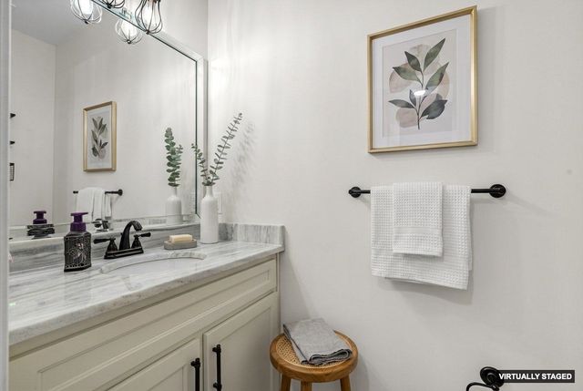 7405 APPLING MIST DR, Cordova, TN 38016