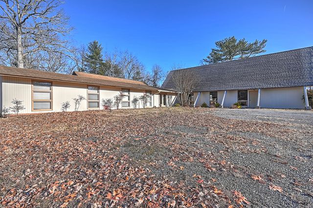 607 Greenfield Place, Bristol, TN 37620