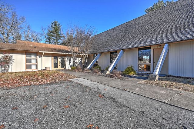 607 Greenfield Place, Bristol, TN 37620