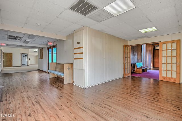 607 Greenfield Place, Bristol, TN 37620