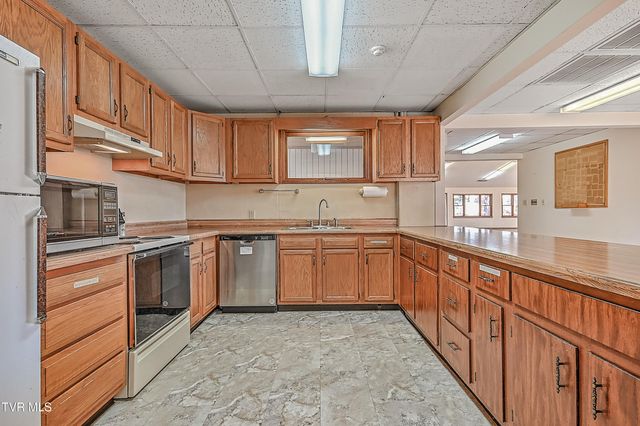 607 Greenfield Place, Bristol, TN 37620