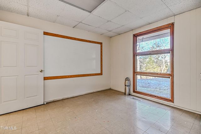 607 Greenfield Place, Bristol, TN 37620