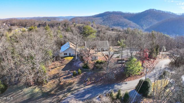 607 Greenfield Place, Bristol, TN 37620