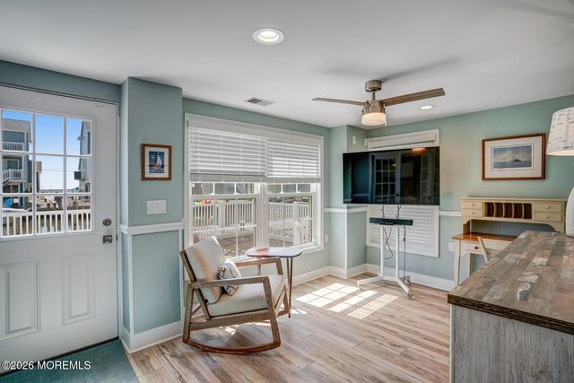20 Carroll Avenue, Tuckerton, NJ 08087