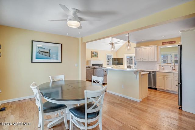20 Carroll Avenue, Tuckerton, NJ 08087