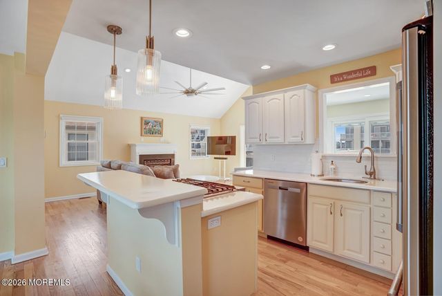 20 Carroll Avenue, Tuckerton, NJ 08087
