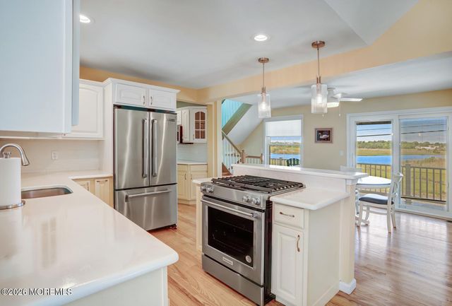 20 Carroll Avenue, Tuckerton, NJ 08087