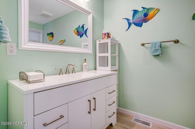 20 Carroll Avenue, Tuckerton, NJ 08087