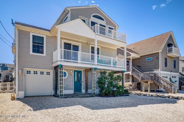 20 Carroll Avenue, Tuckerton, NJ 08087