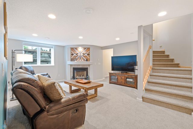 1909 E Rose Creek Parkway S, Fargo, ND 58104
