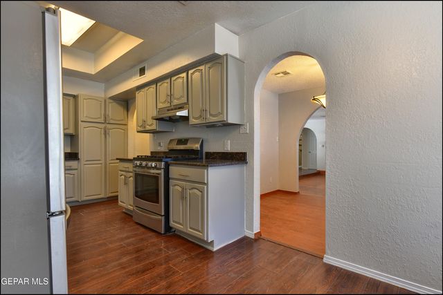 11429 Pratt Avenue, El Paso, TX 79936