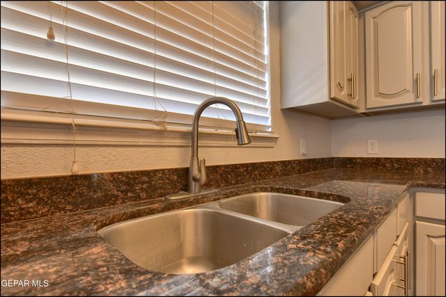 11429 Pratt Avenue, El Paso, TX 79936