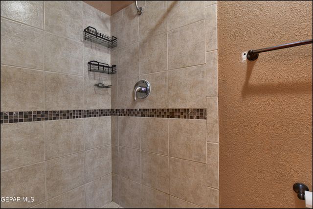 11429 Pratt Avenue, El Paso, TX 79936