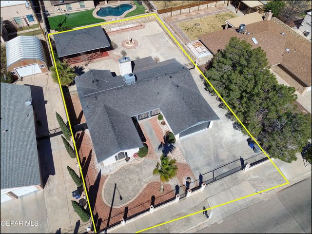 11429 Pratt Avenue, El Paso, TX 79936