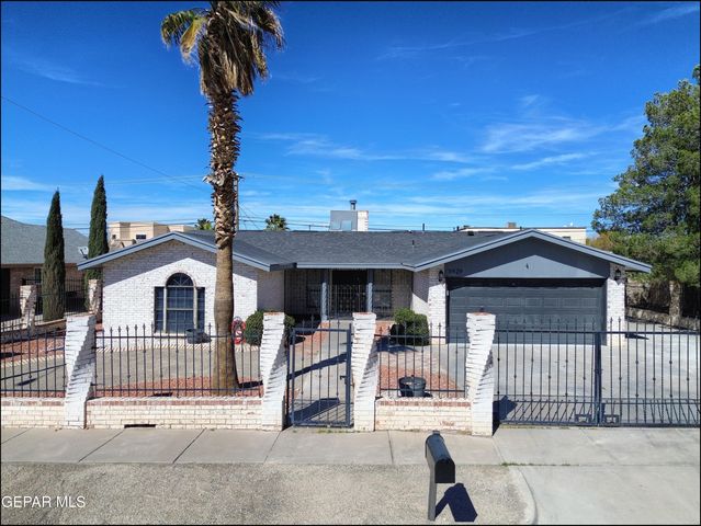 11429 Pratt Avenue, El Paso, TX 79936