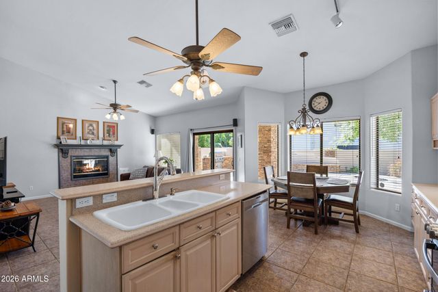 3521 E BROOKWOOD Court, Phoenix, AZ 85048