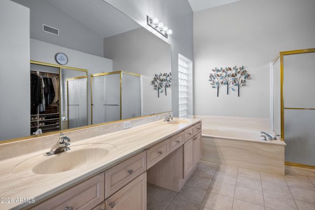 3521 E BROOKWOOD Court, Phoenix, AZ 85048