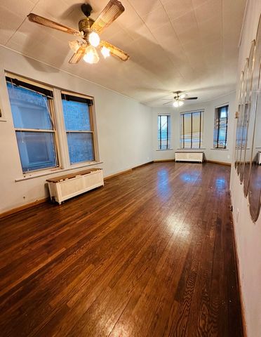 743 E 69th Place, Chicago, IL 60637