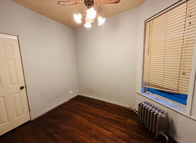 743 E 69th Place, Chicago, IL 60637