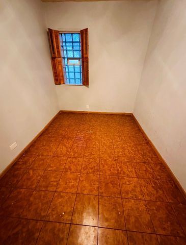 743 E 69th Place, Chicago, IL 60637