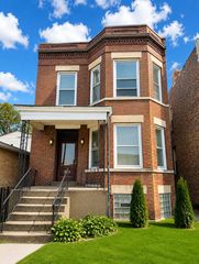 743 E 69th Place, Chicago, IL 60637