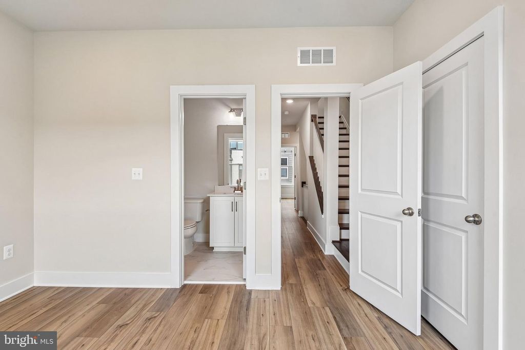 Image 26 of property listing at 2729 LIGHT ST, Baltimore, MD 21230