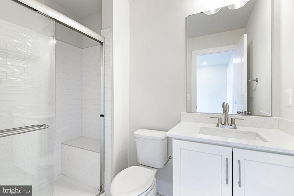 Image 33 of property listing at 2729 LIGHT ST, Baltimore, MD 21230