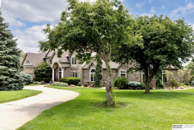 11333 N 78 Street, Omaha, NE 68122