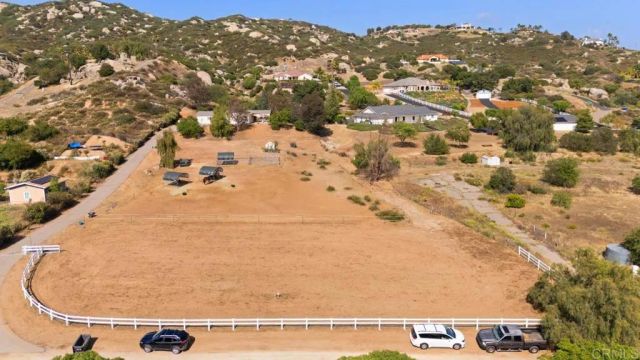 18453 Ramona View Dr, Ramona, CA 92065