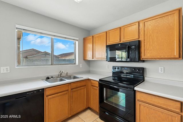 11865 W EDGEMONT Avenue, Avondale, AZ 85392