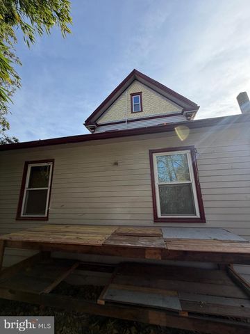 26 WALNUT ST & REAR, Bridgeton, NJ 08302