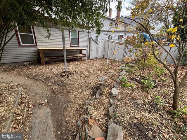 26 WALNUT ST & REAR, Bridgeton, NJ 08302