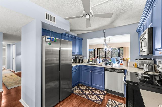 5687 Fairway Park Drive, Boynton Beach, FL 33437