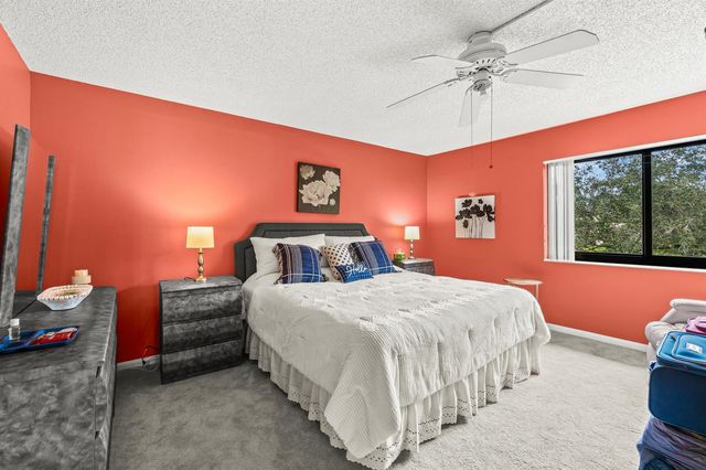 5687 Fairway Park Drive, Boynton Beach, FL 33437